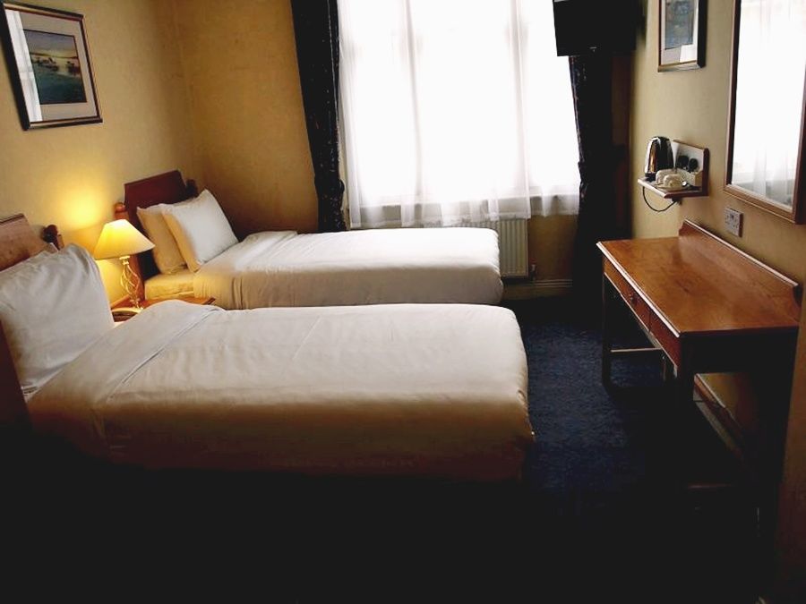 Mornington Victor Belgravia Hotel 4*