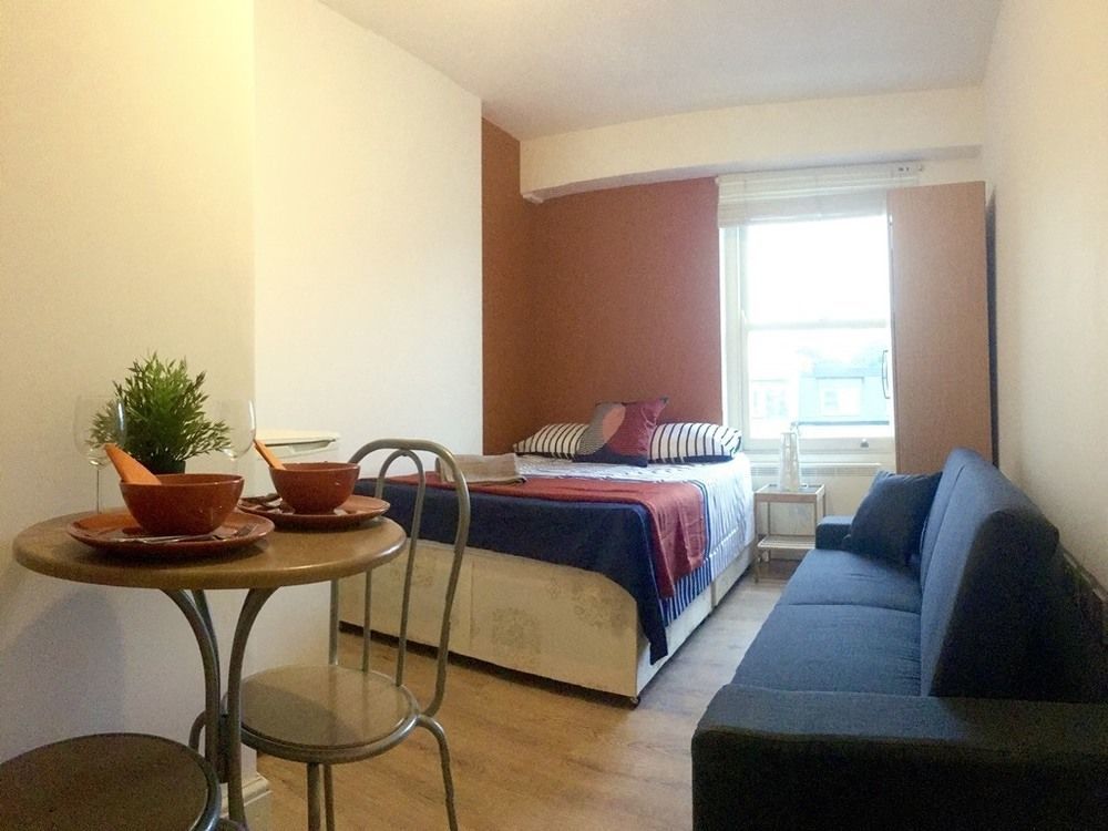 Holland Park Lifestyle Apartment *