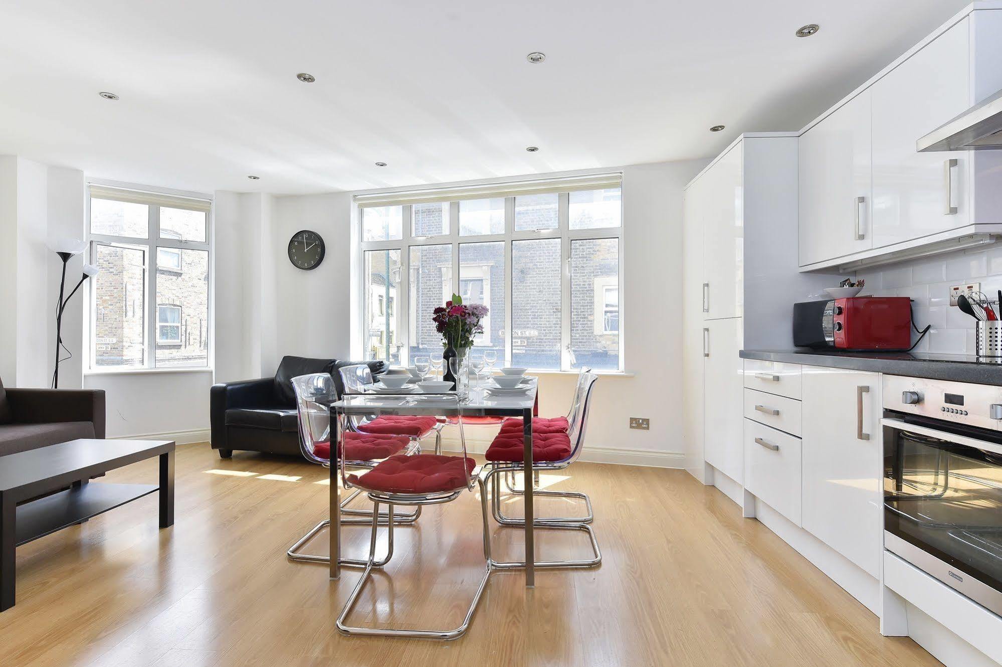 Olive Apartment *