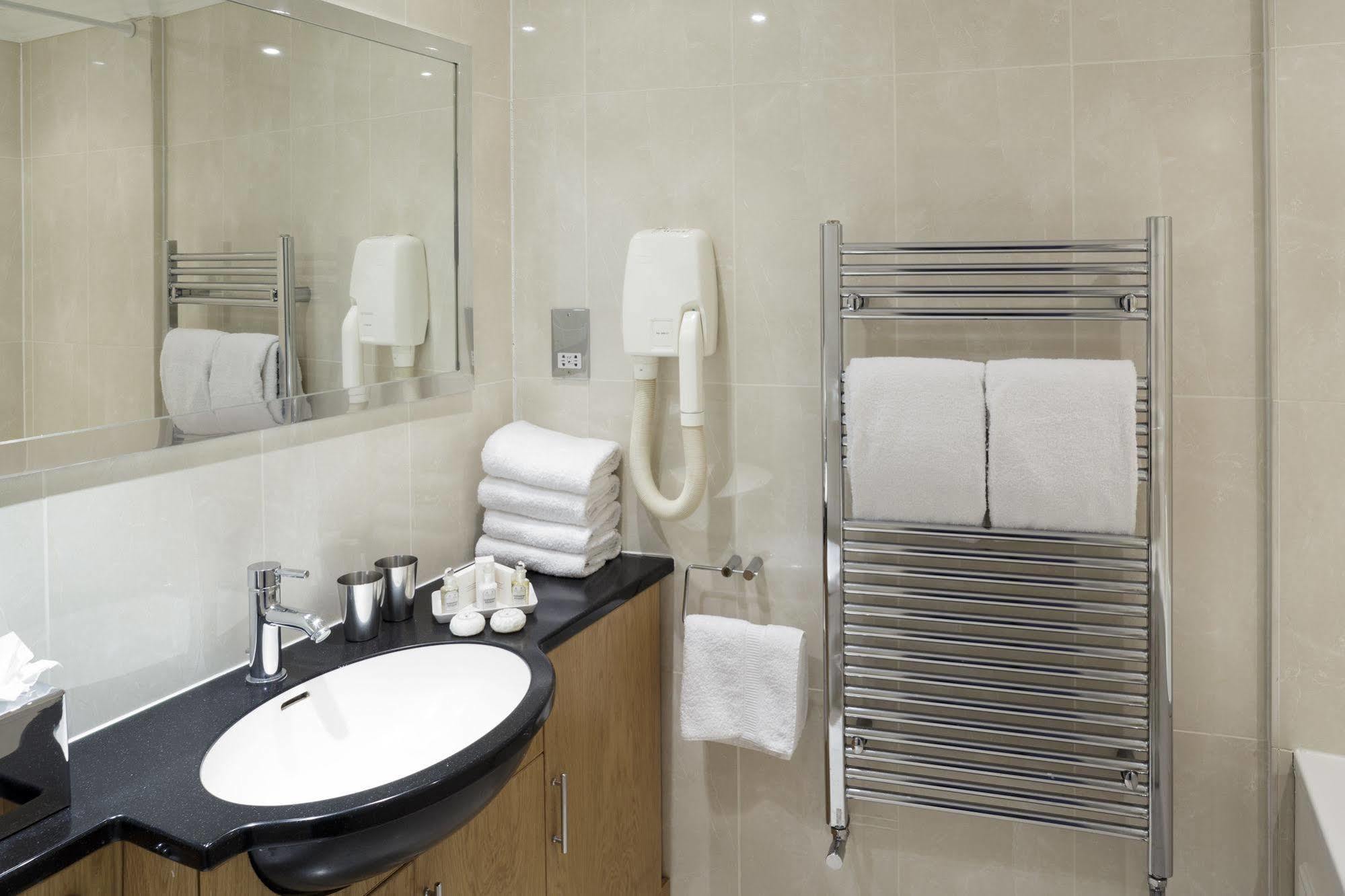 44 Curzon Street By Mansley Aparthotel Londen