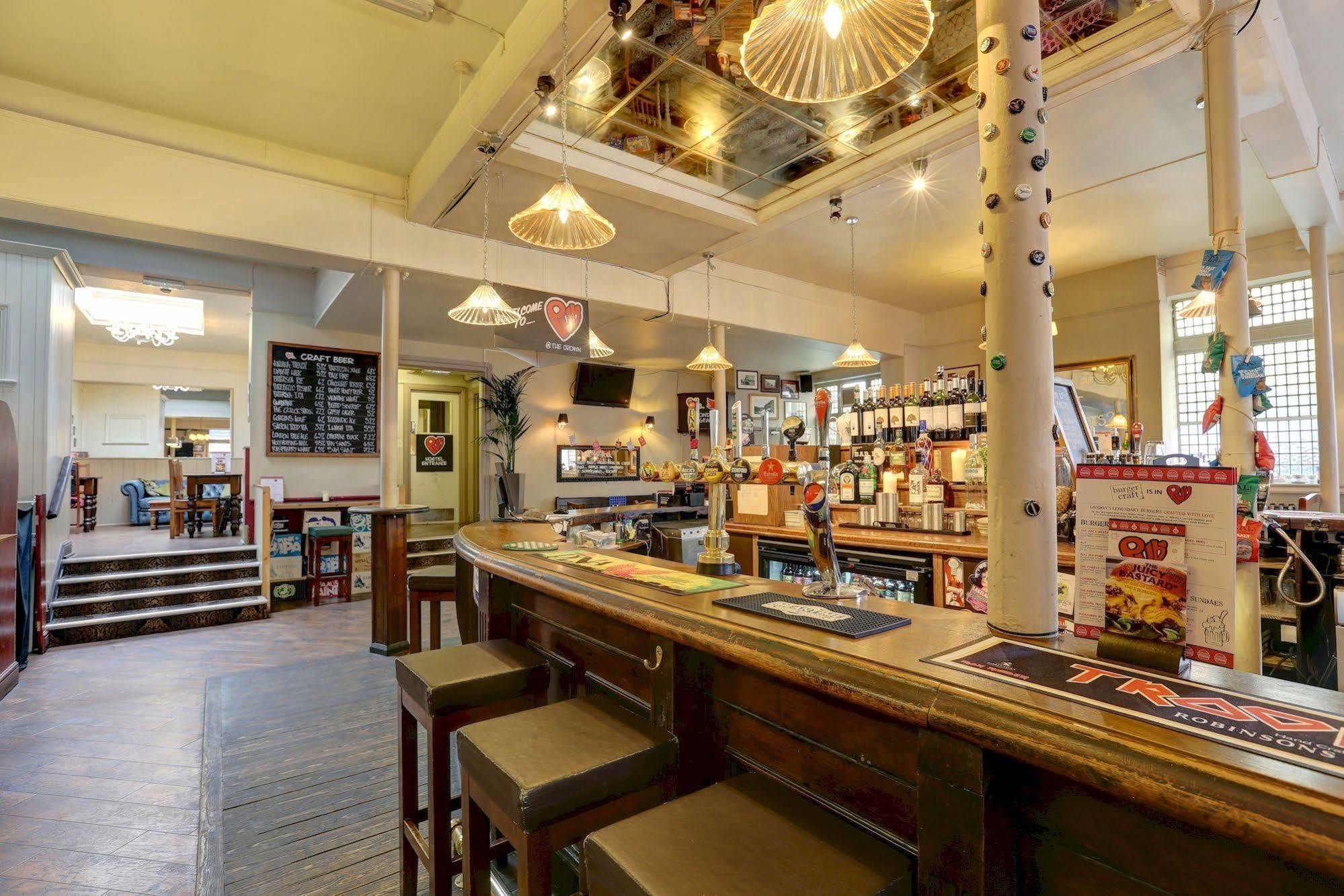 Publove @ The Crown, Battersea * London