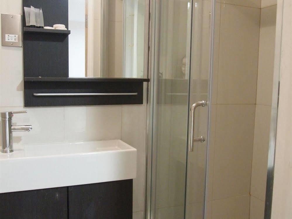 Earls Court Garden Hotel