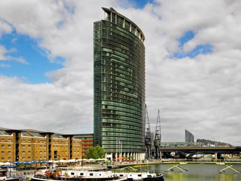 Hotel Marriott Executive London, Canary Wharf 5*
