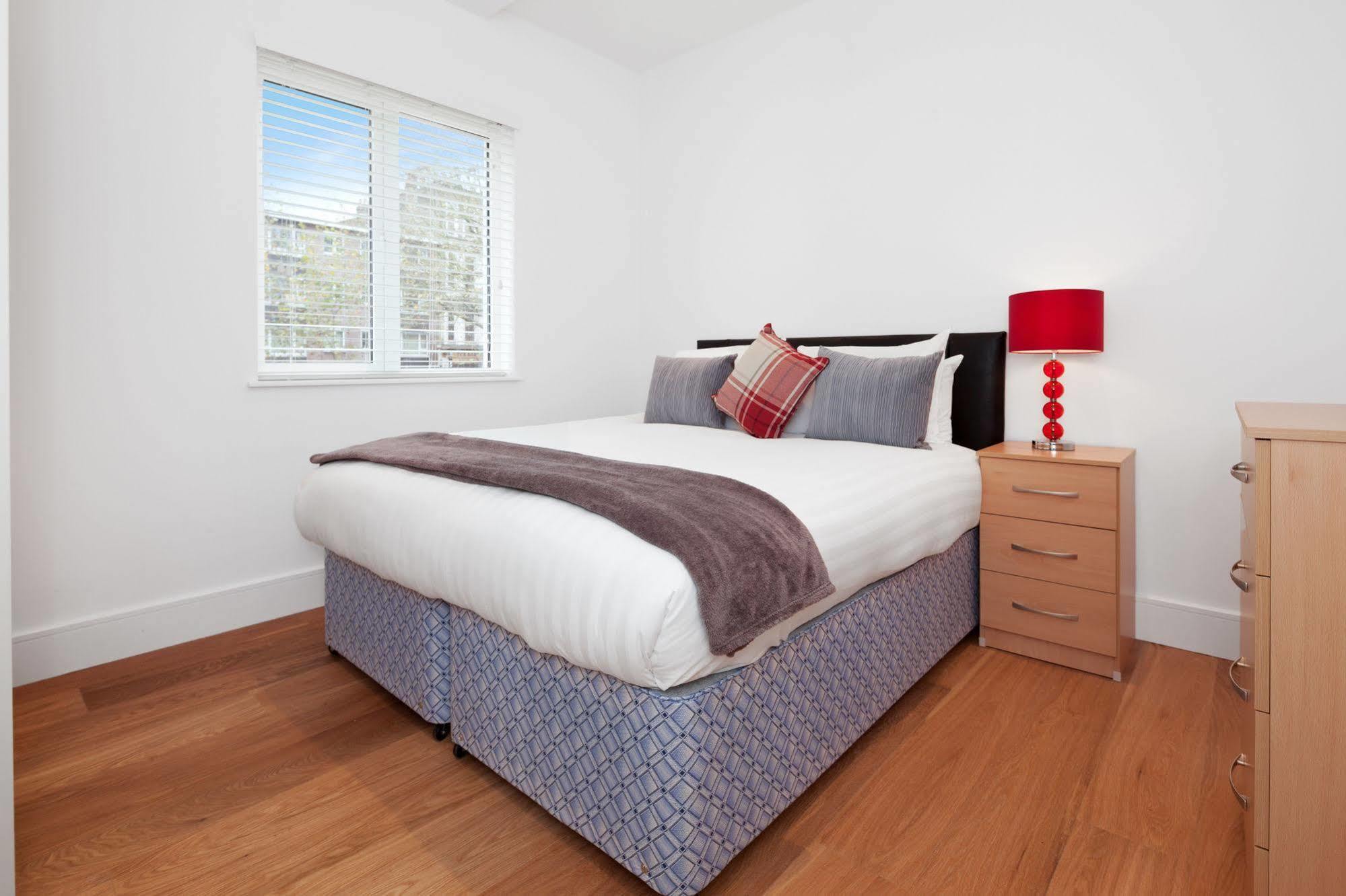 Apartment Access West Kensington London