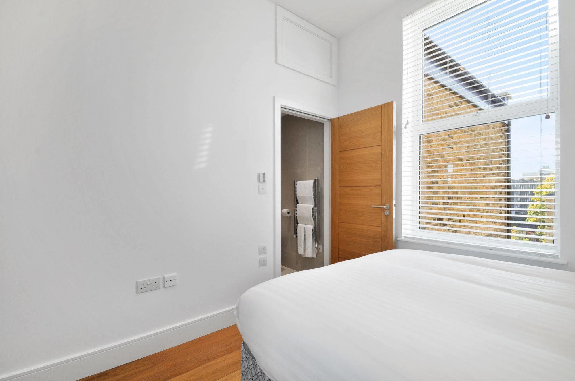 Access West Kensington Apartment London