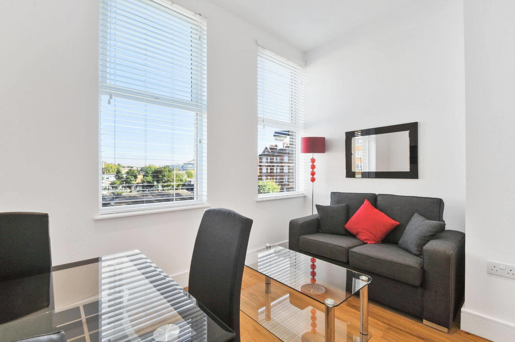 Access West Kensington Apartment