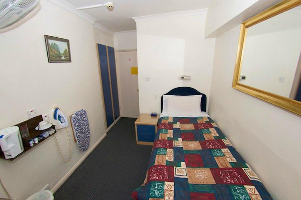 Hotel Hadleigh London