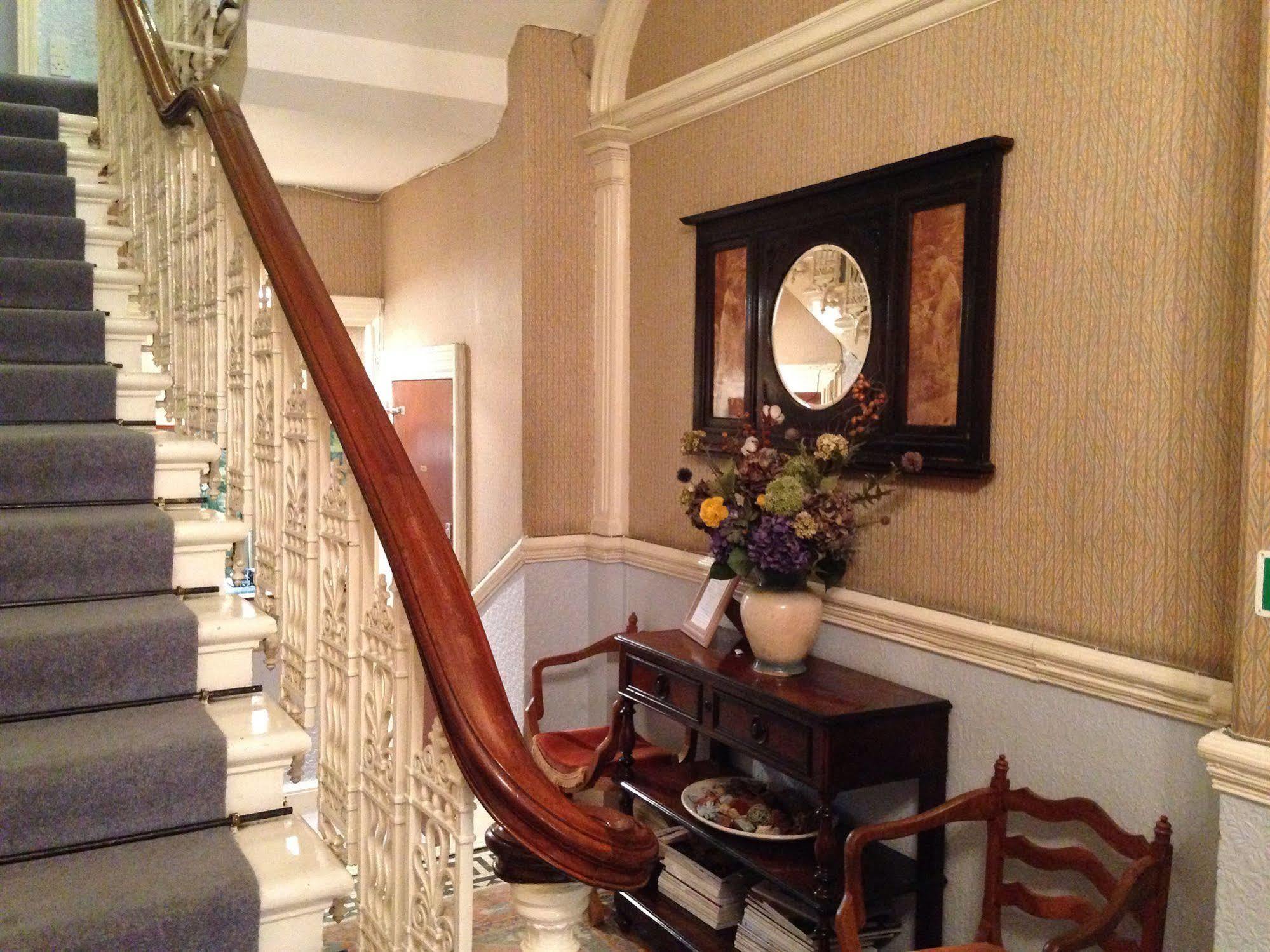 Hotel Merlyn Court Londra