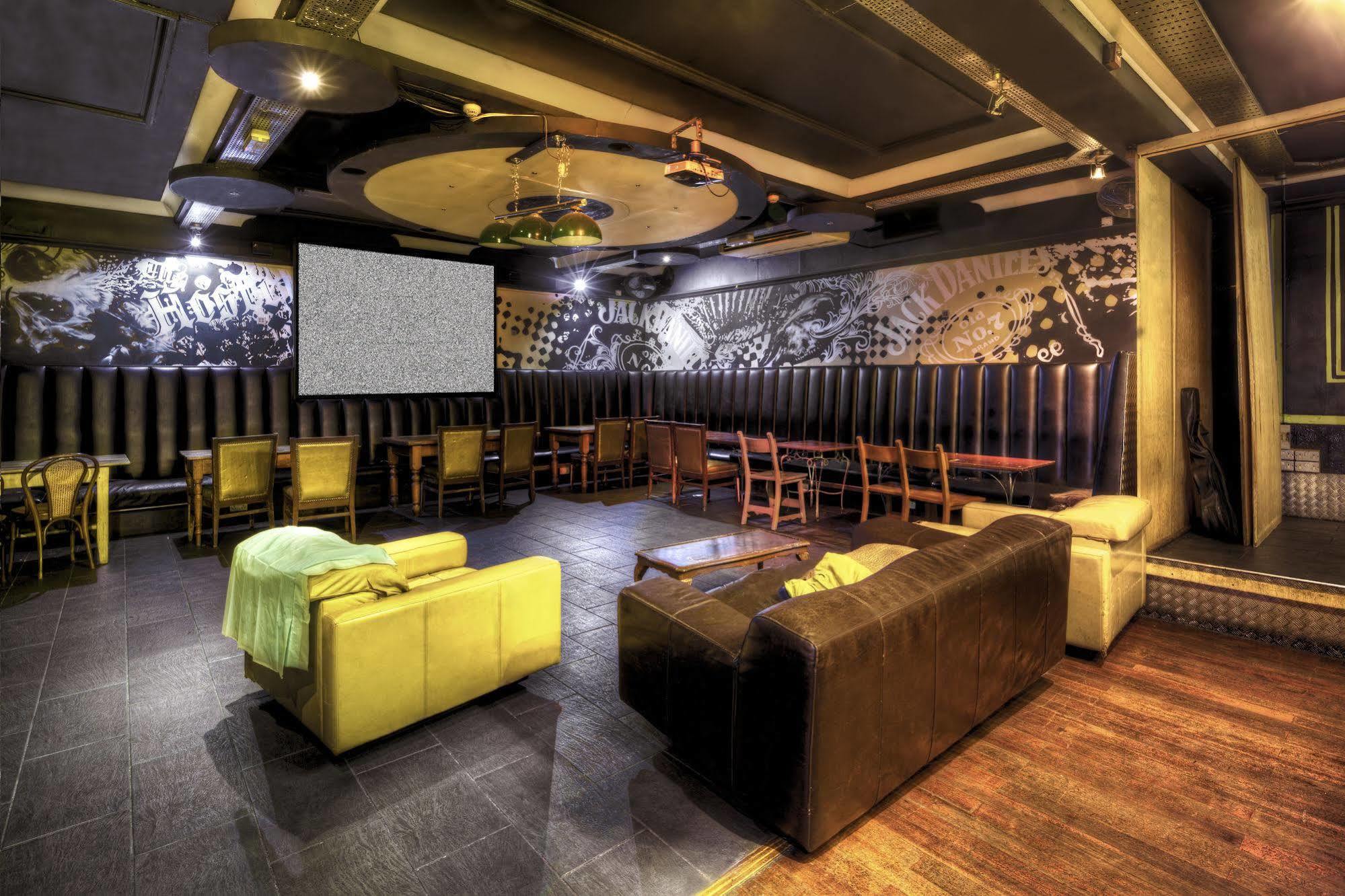 Arsenal Tavern * London