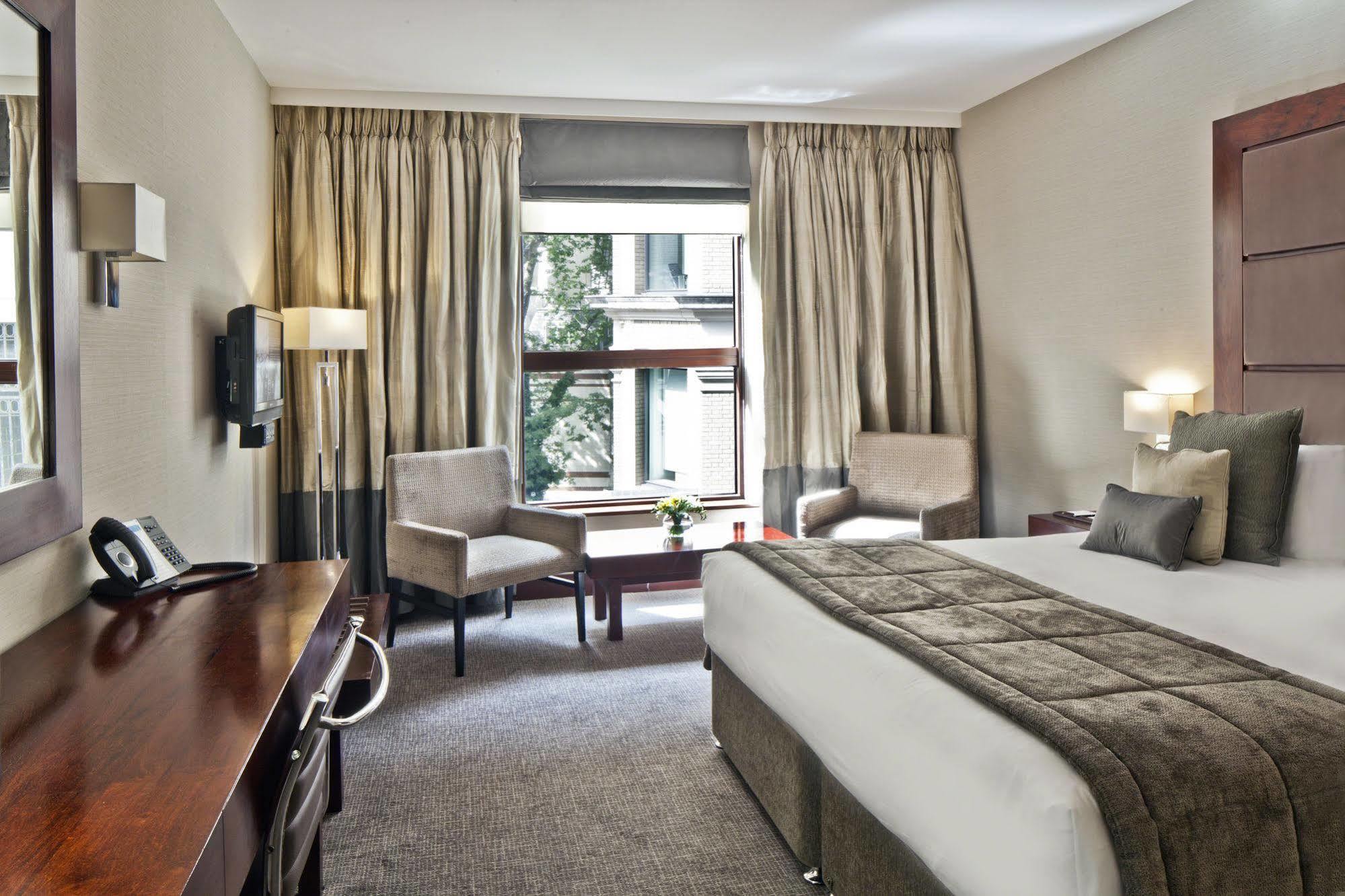 Leonardo Royal St Paul's Hotel