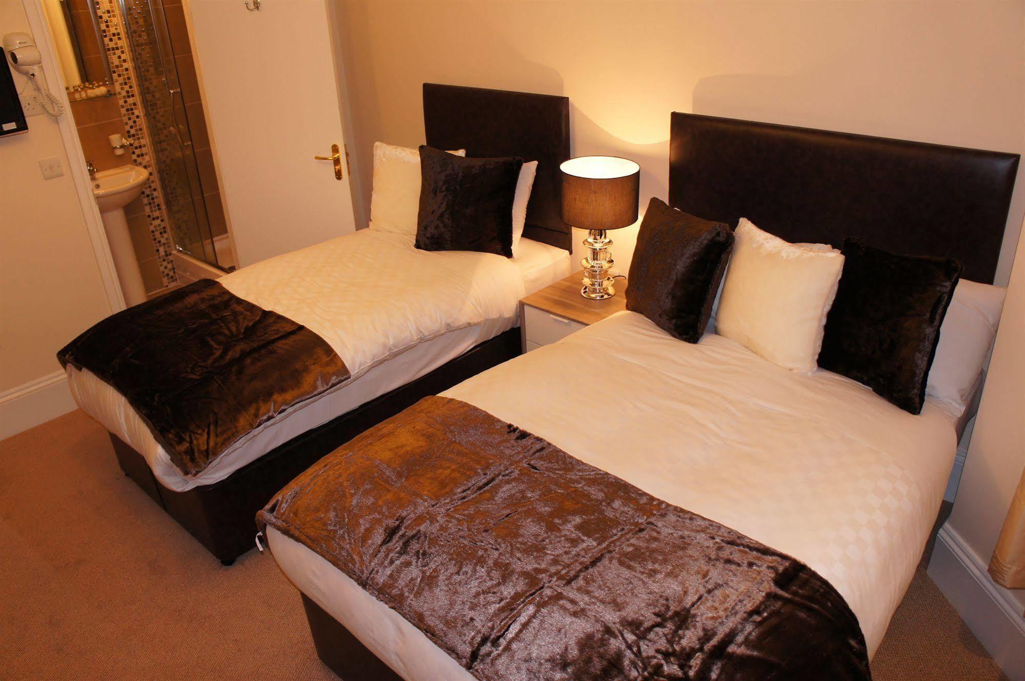 Sapphire 3* Londra
