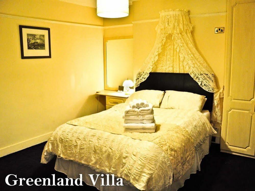Oyo The Greenland London