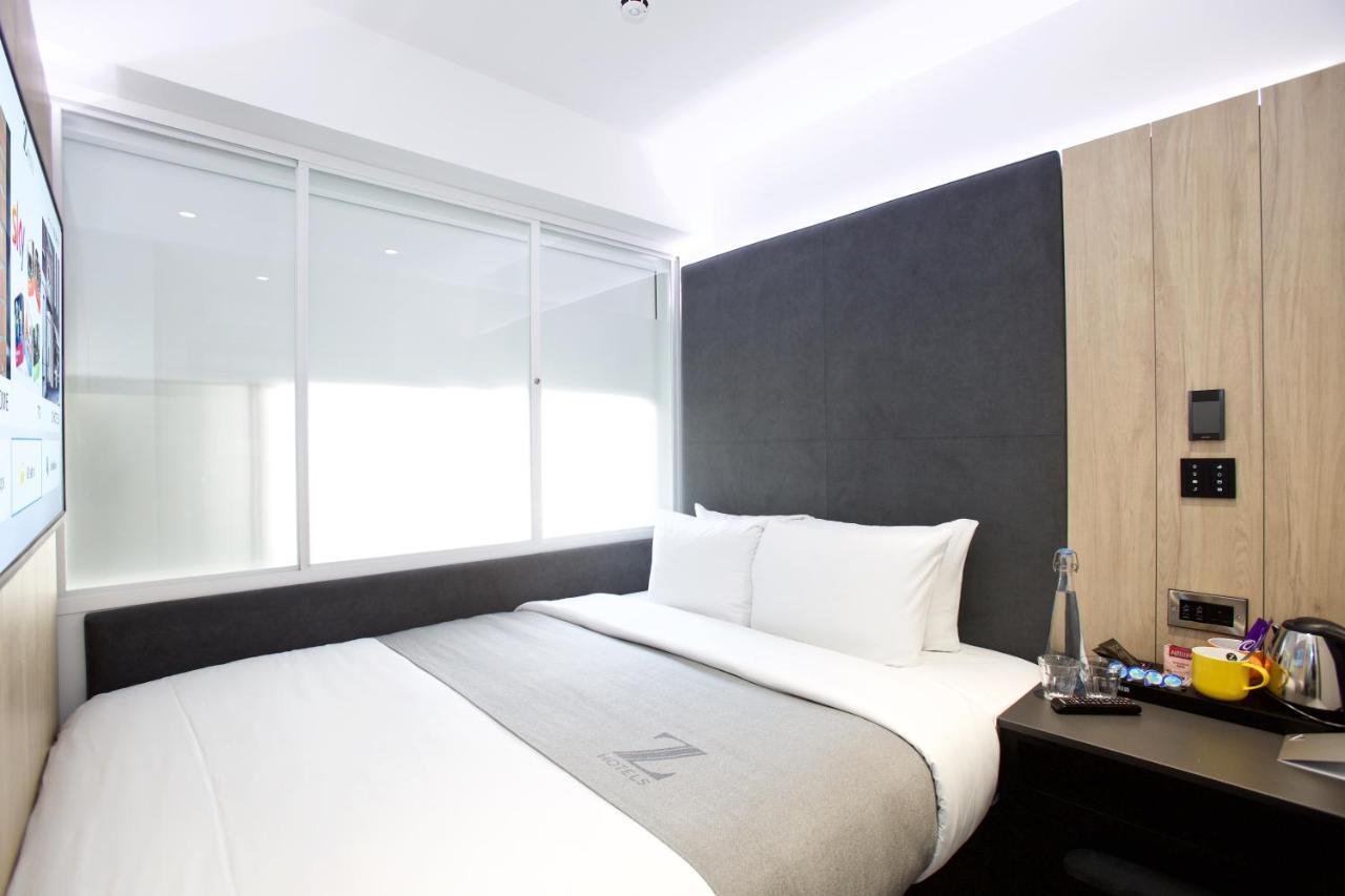 The Z Tottenham Court Road 3*