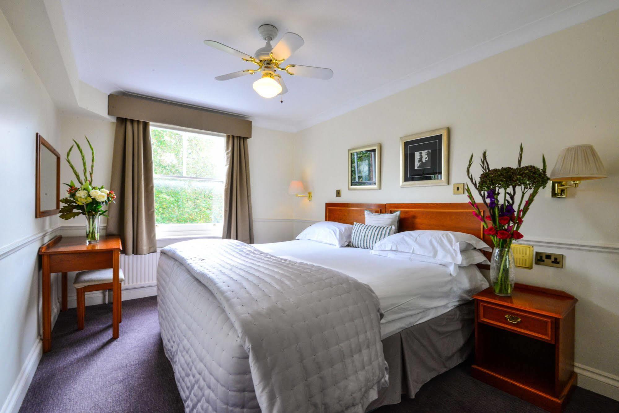 Aparthotel Collingham Serviced London