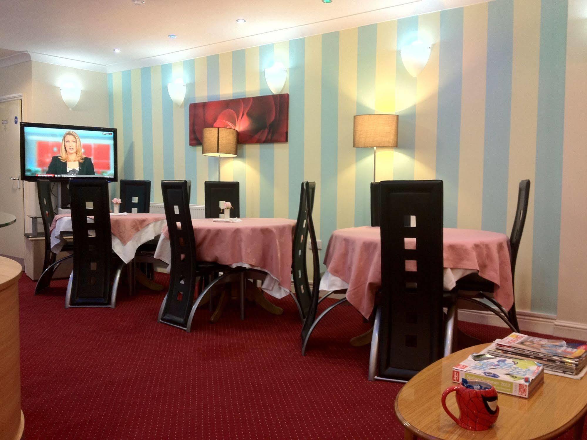 View - Road Market Hotel