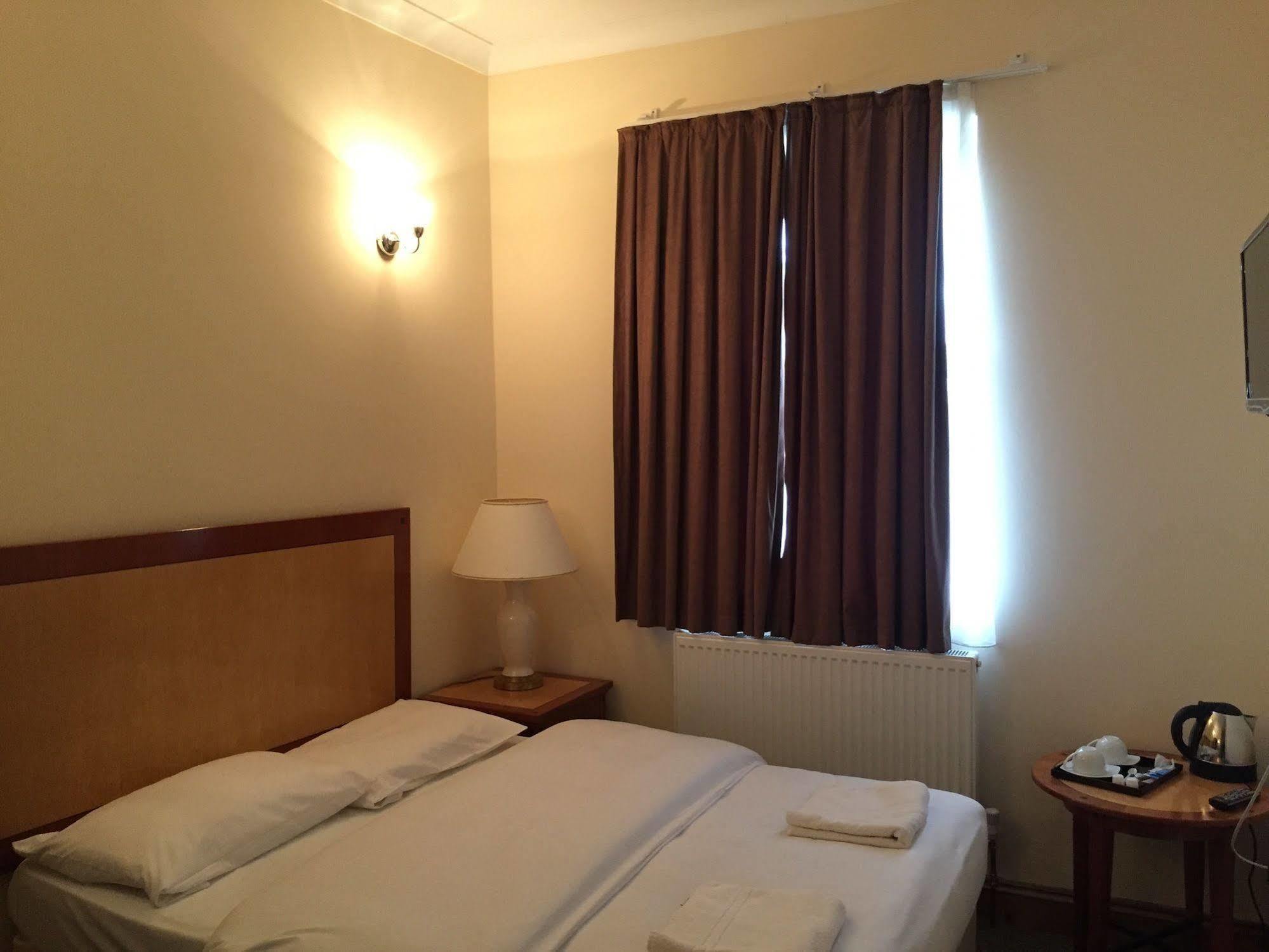 Shelton Hotel, Finsbury Park Hotel Londen