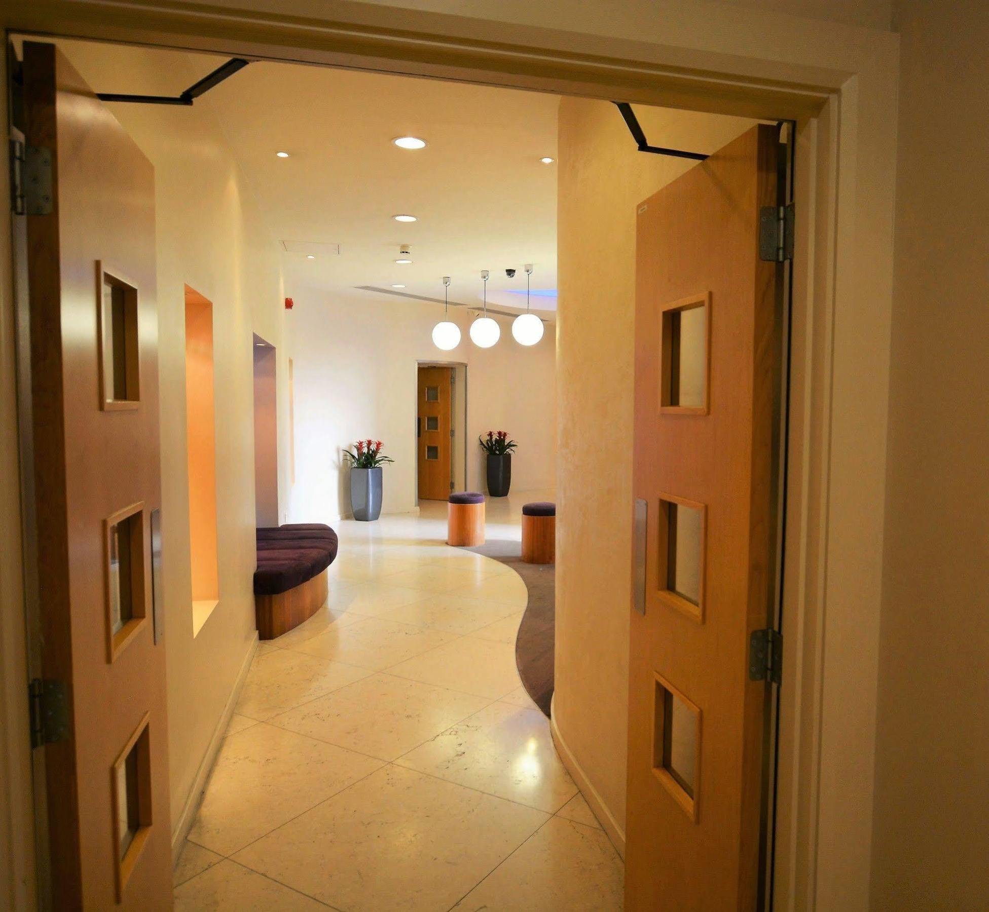 Zen - Canary Wharf 4*