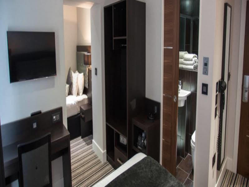 The W14 Kensington London