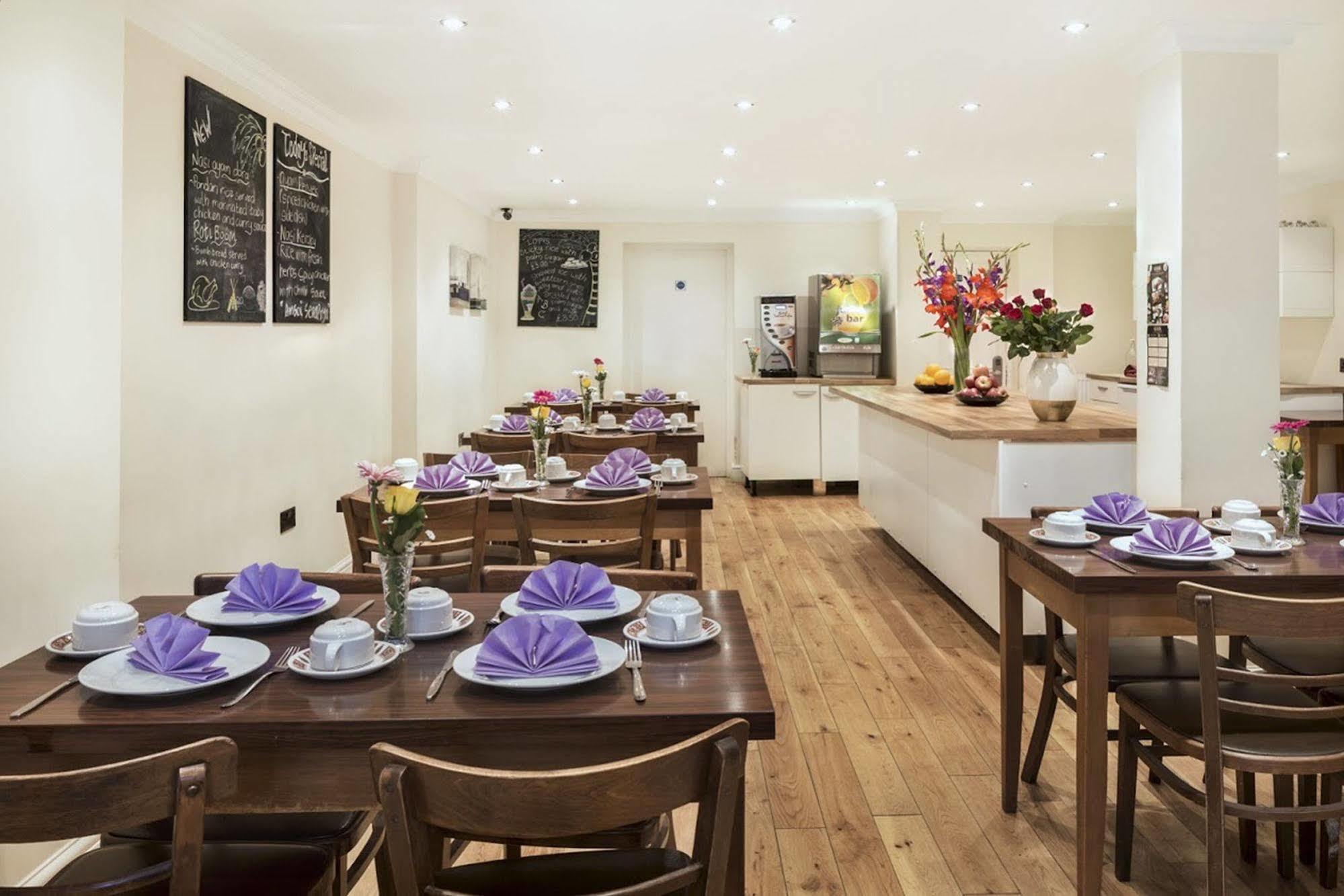 Hotell Sonder The Voyage 4*