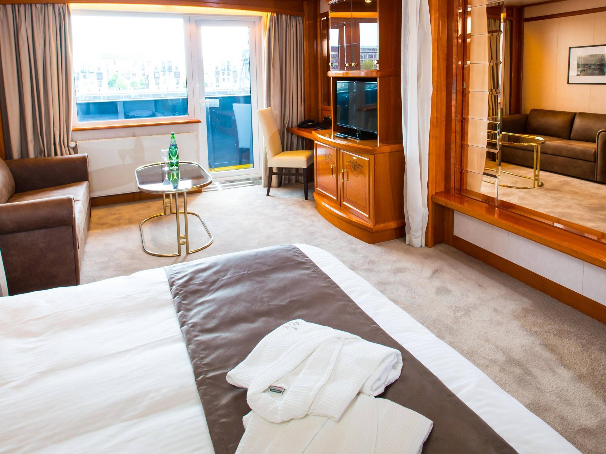 Hotell Sunborn Yacht