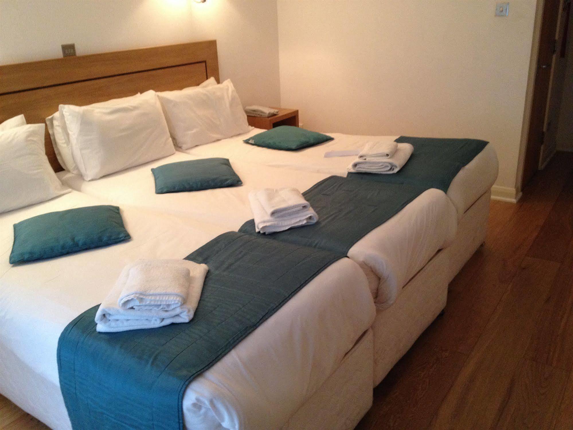 Ambassadors Hotell 3*