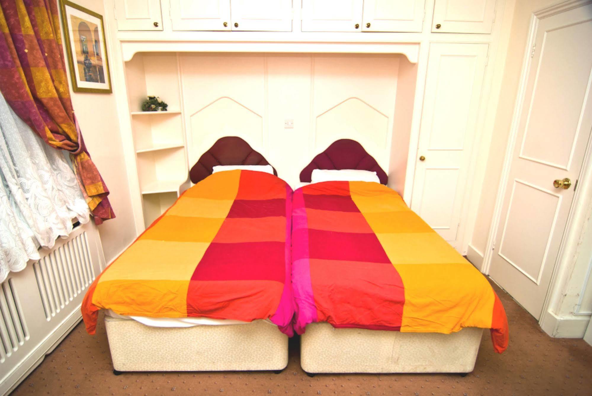 Hotel Maranton House Kensington 3*