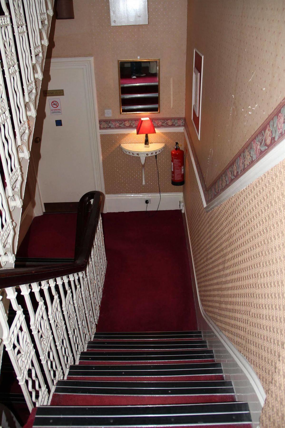 Maranton House Kensington Hotel London