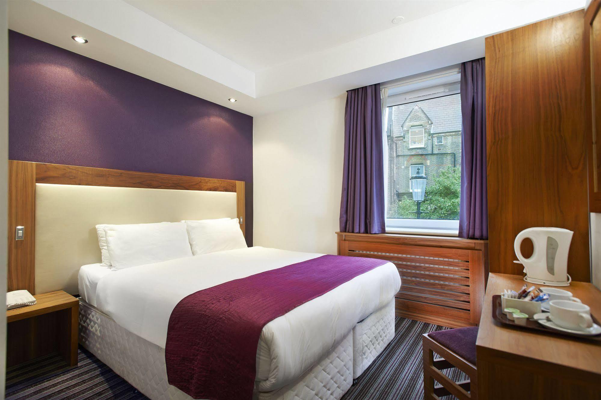 Hotell Ambassadors 3*