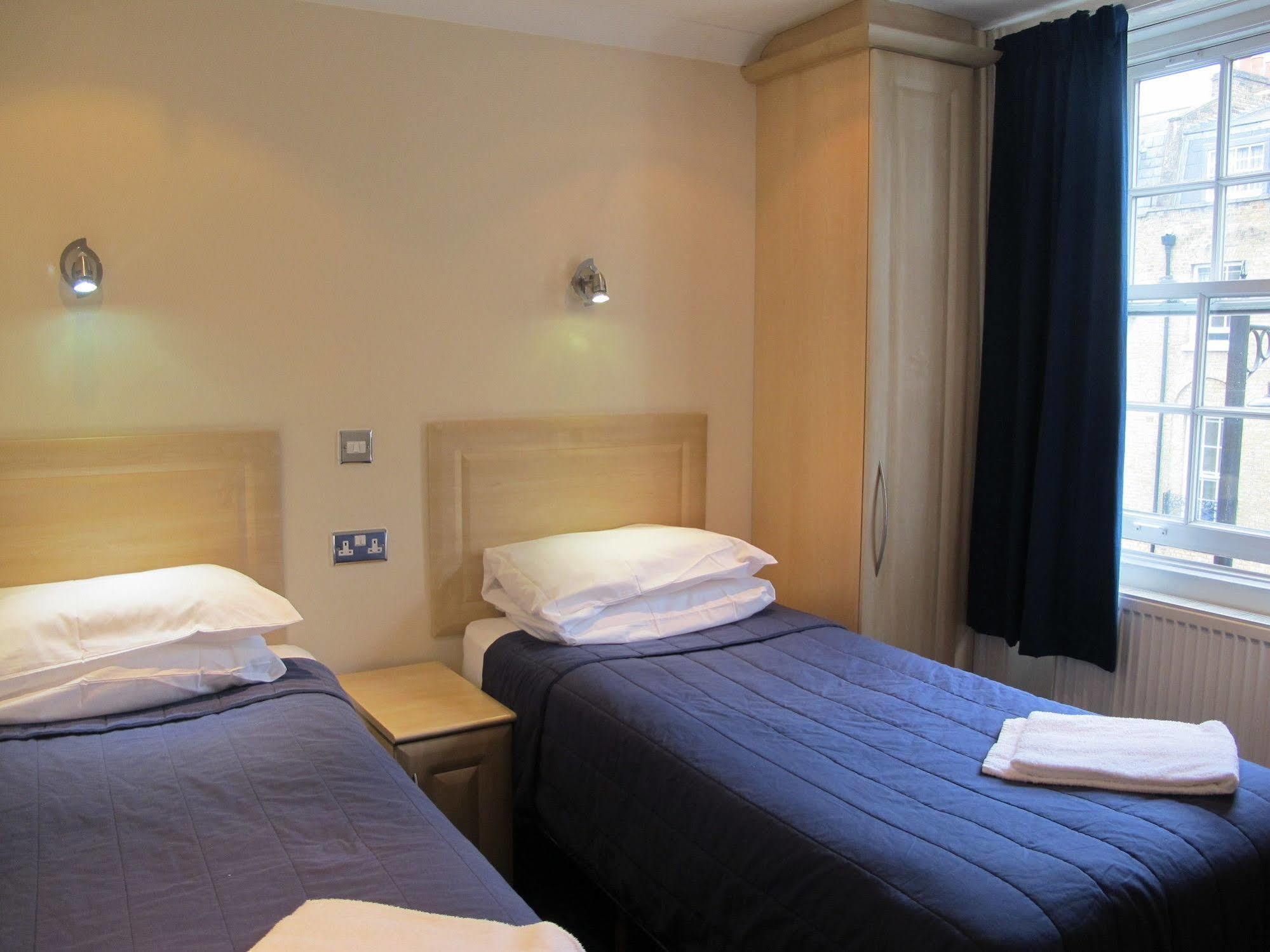 Hotel Alhambra