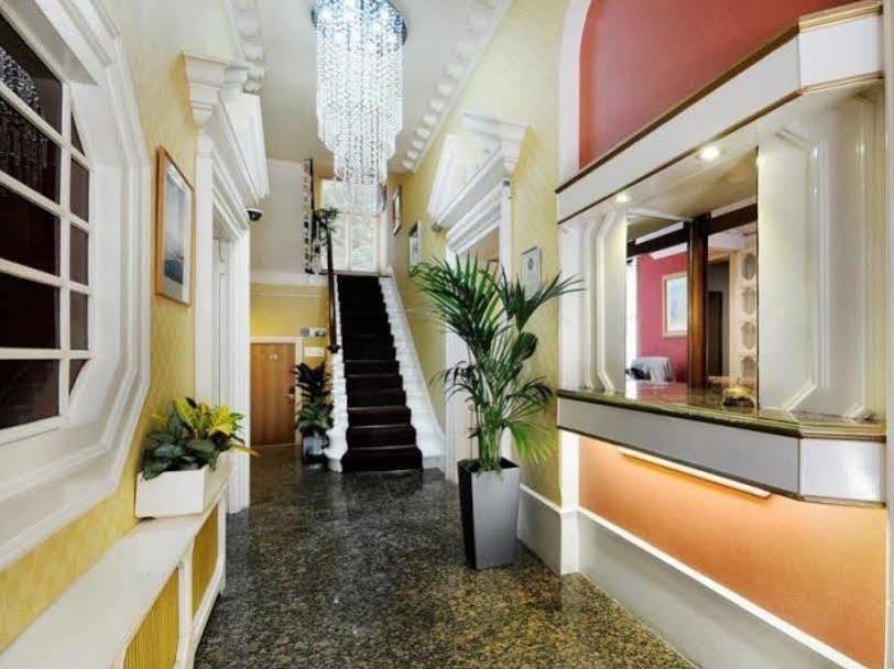 Lord Jim Kensington Hotel London