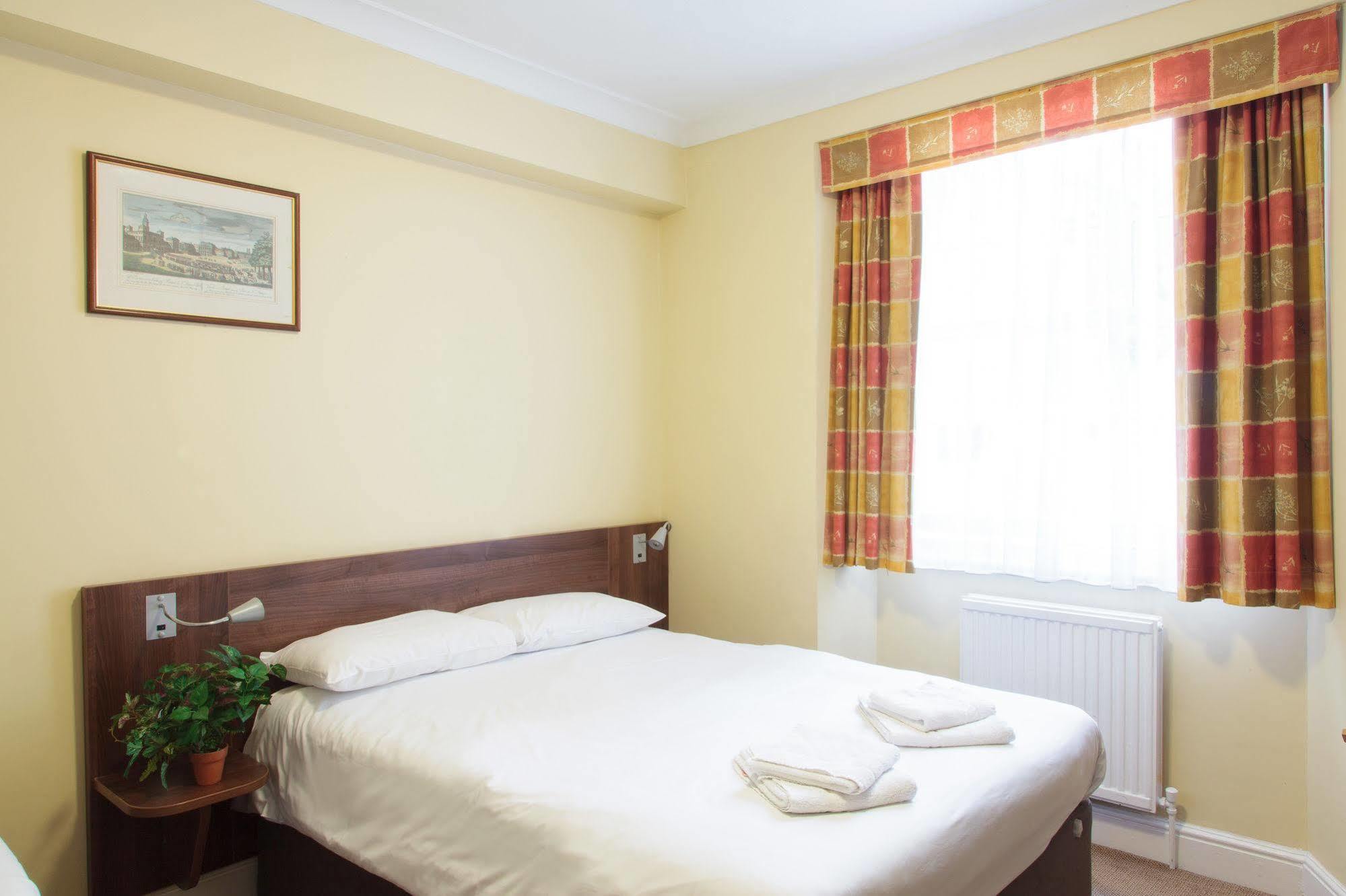 Hotel Victoria 3*