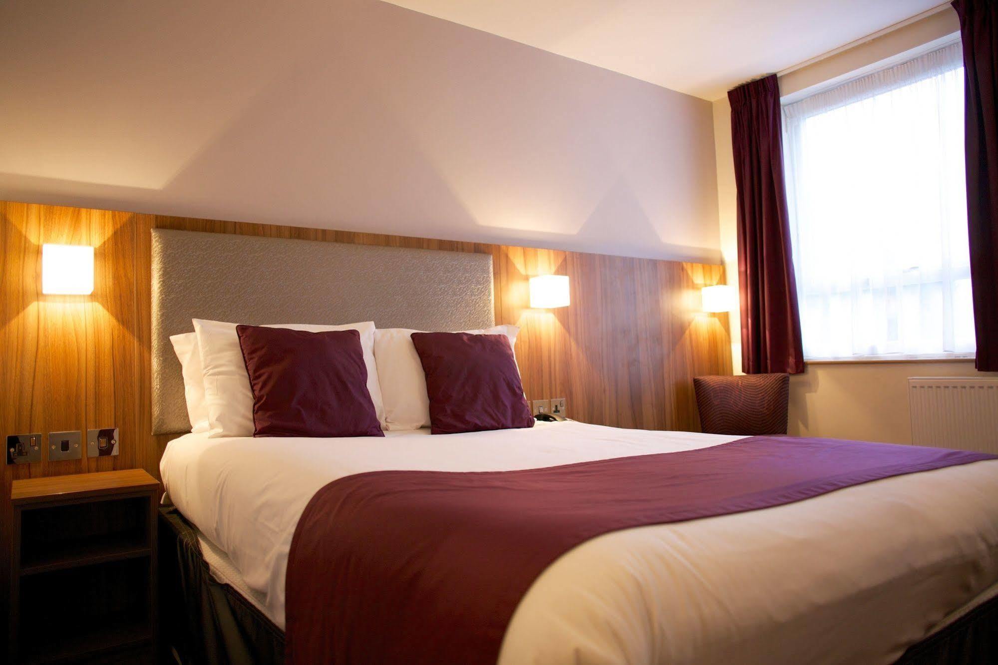 Quality Hampstead 3*