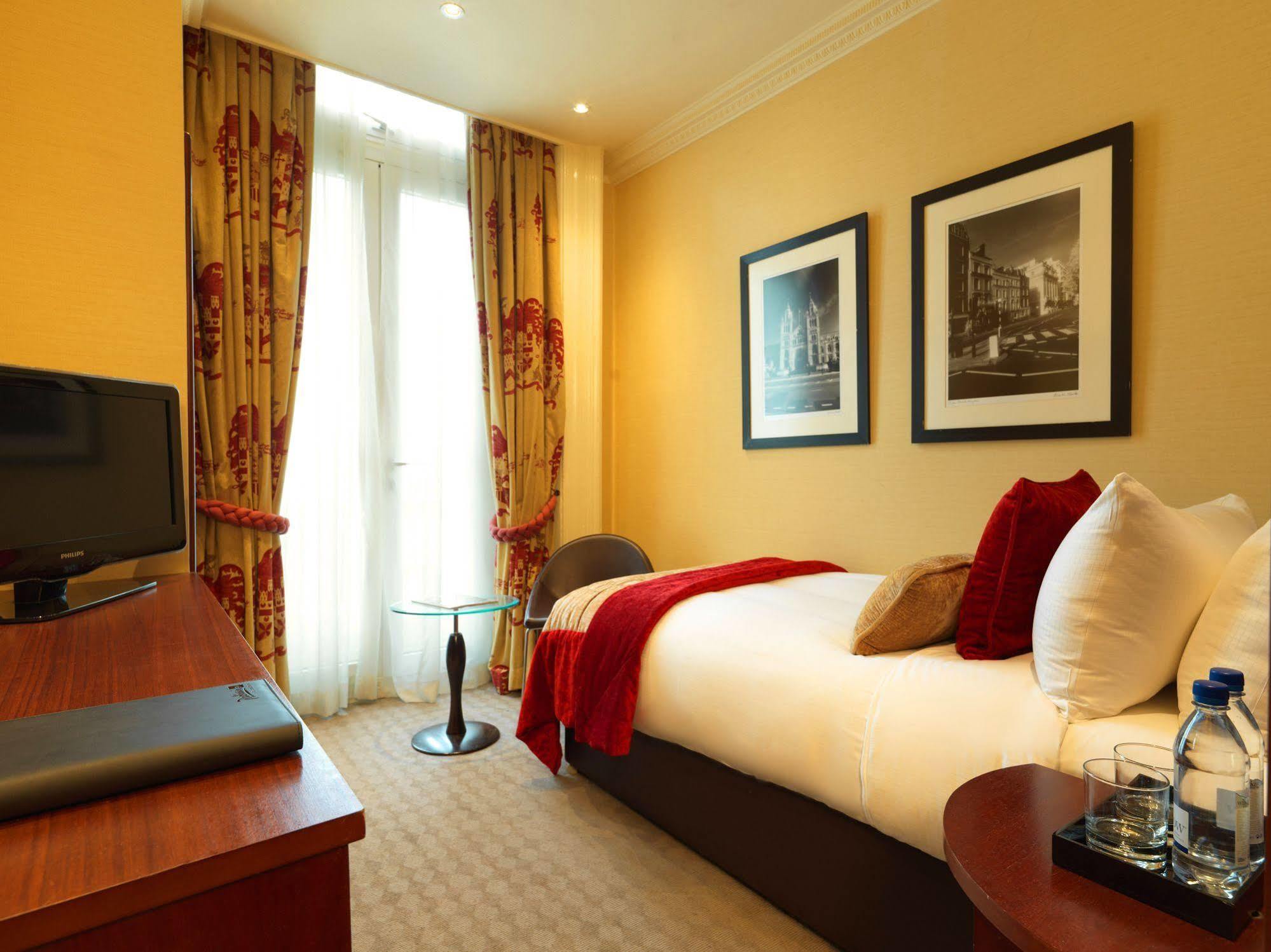 Radisson Blu Hotel, South Kensington - Formerly Vanderbilt 4* Londra