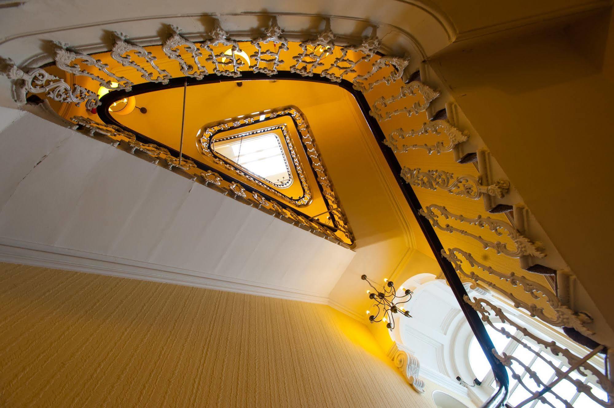 The Crescent Hyde Park Hotel London