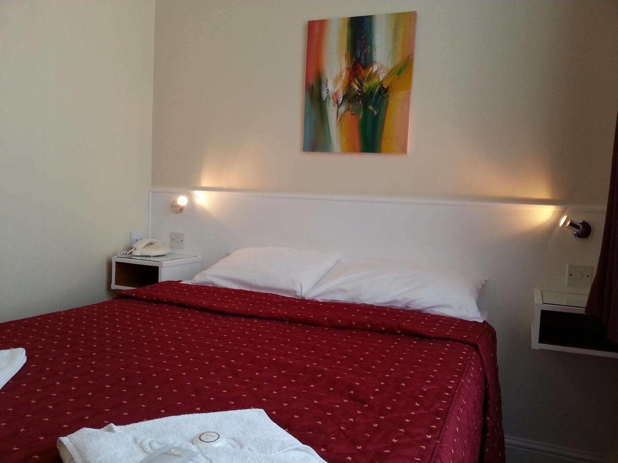 Melbourne House Hotell