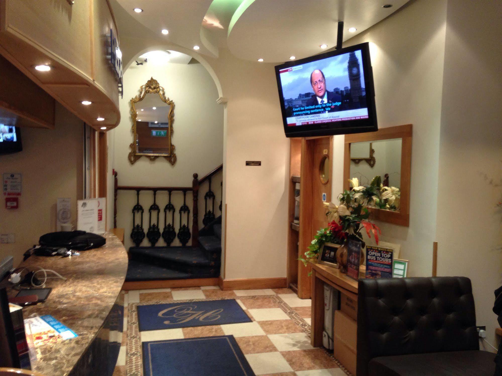 Oxford Hotell