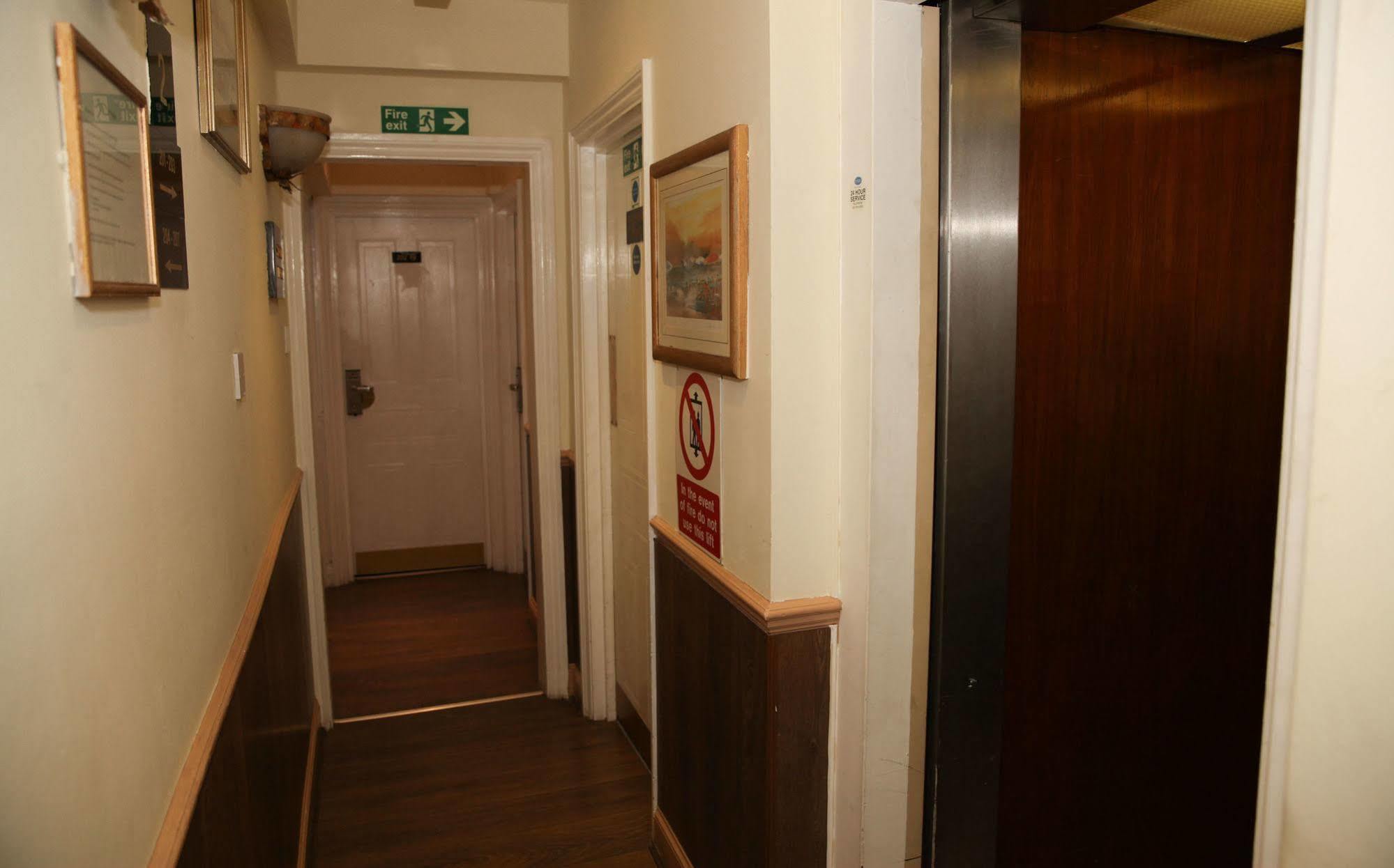 Gasthuis Holland Court 3*