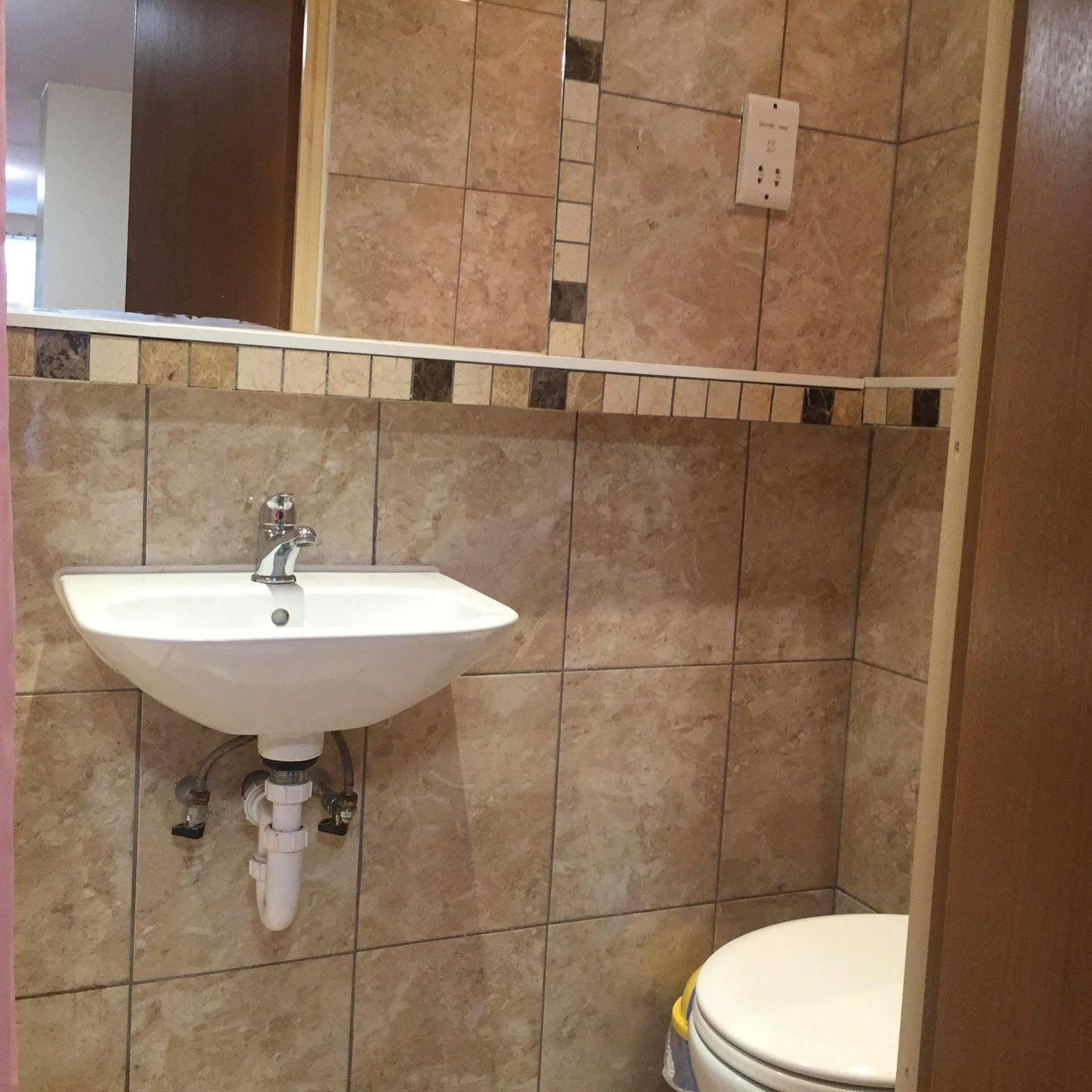 Carlton Guest house London