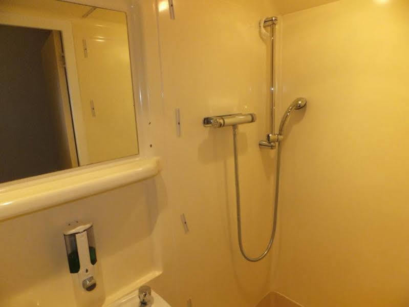 Carlton Guest house London