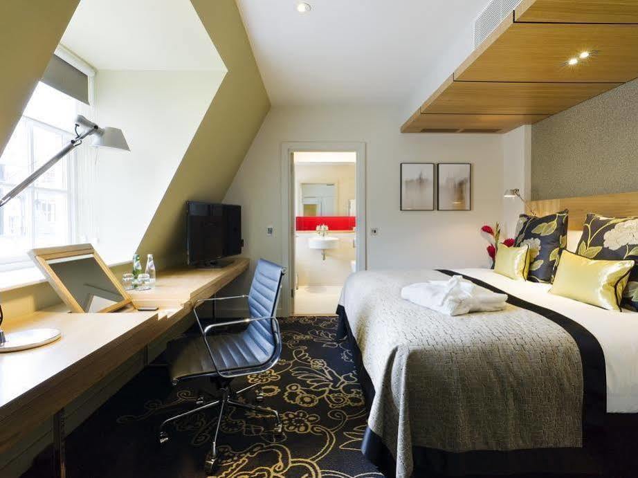 Apex Temple Court Hotell 4*