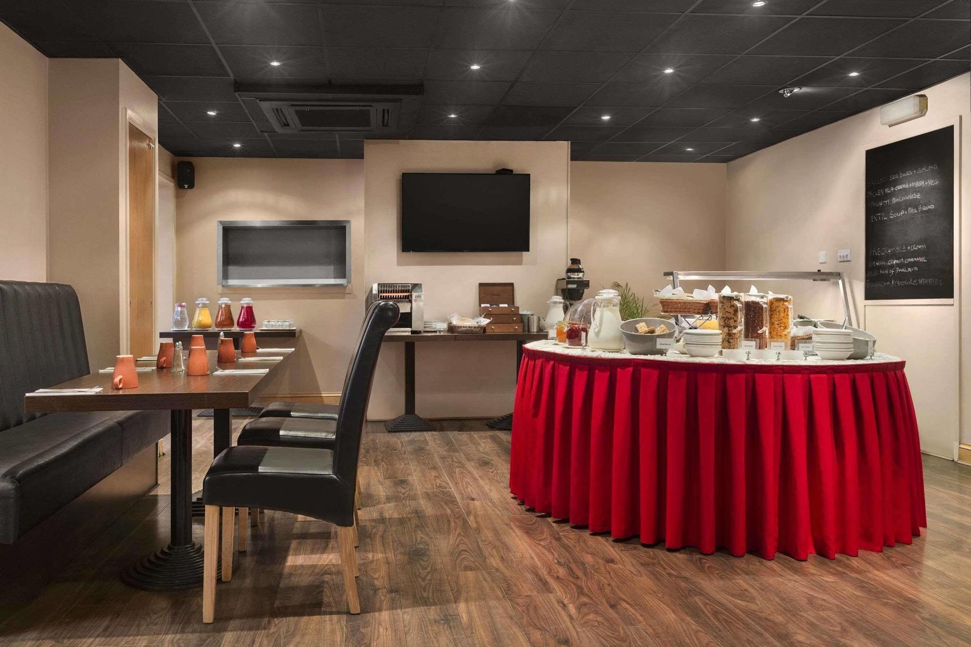Oyo Flagship Finchley