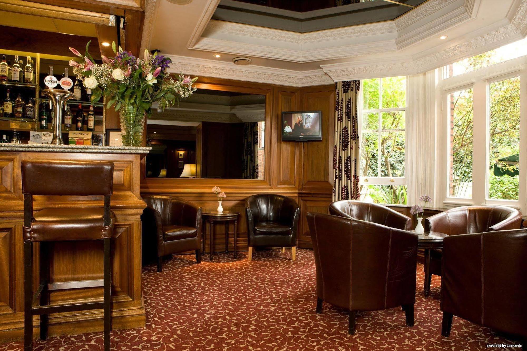 Western Burns Kensington Hotel Londen