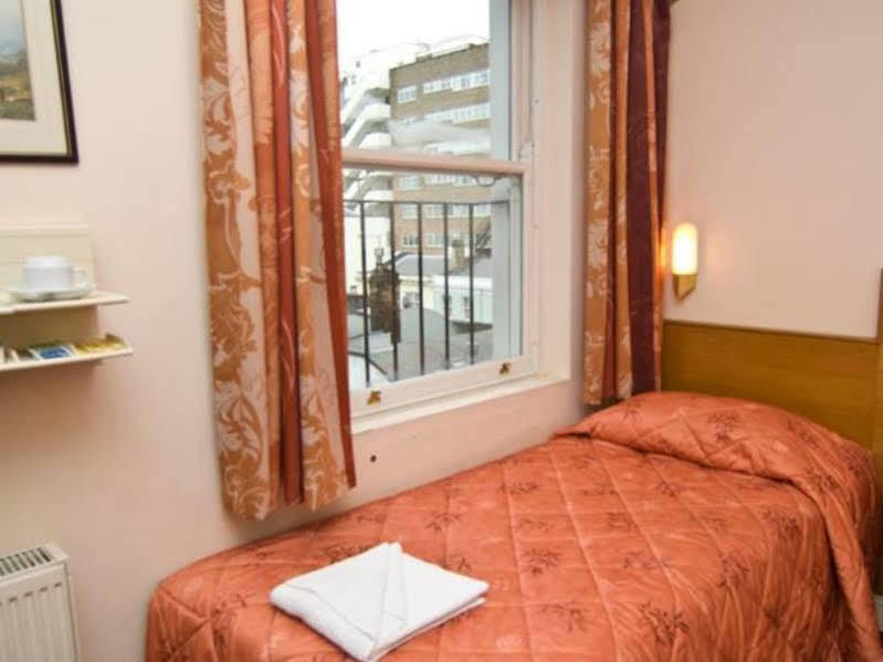 Alexandra Hotel