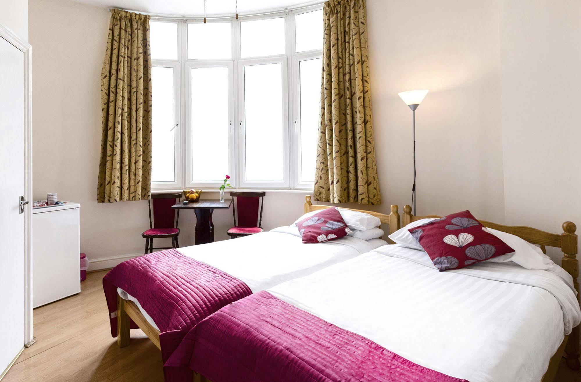 City London Hotel Hotell 3*