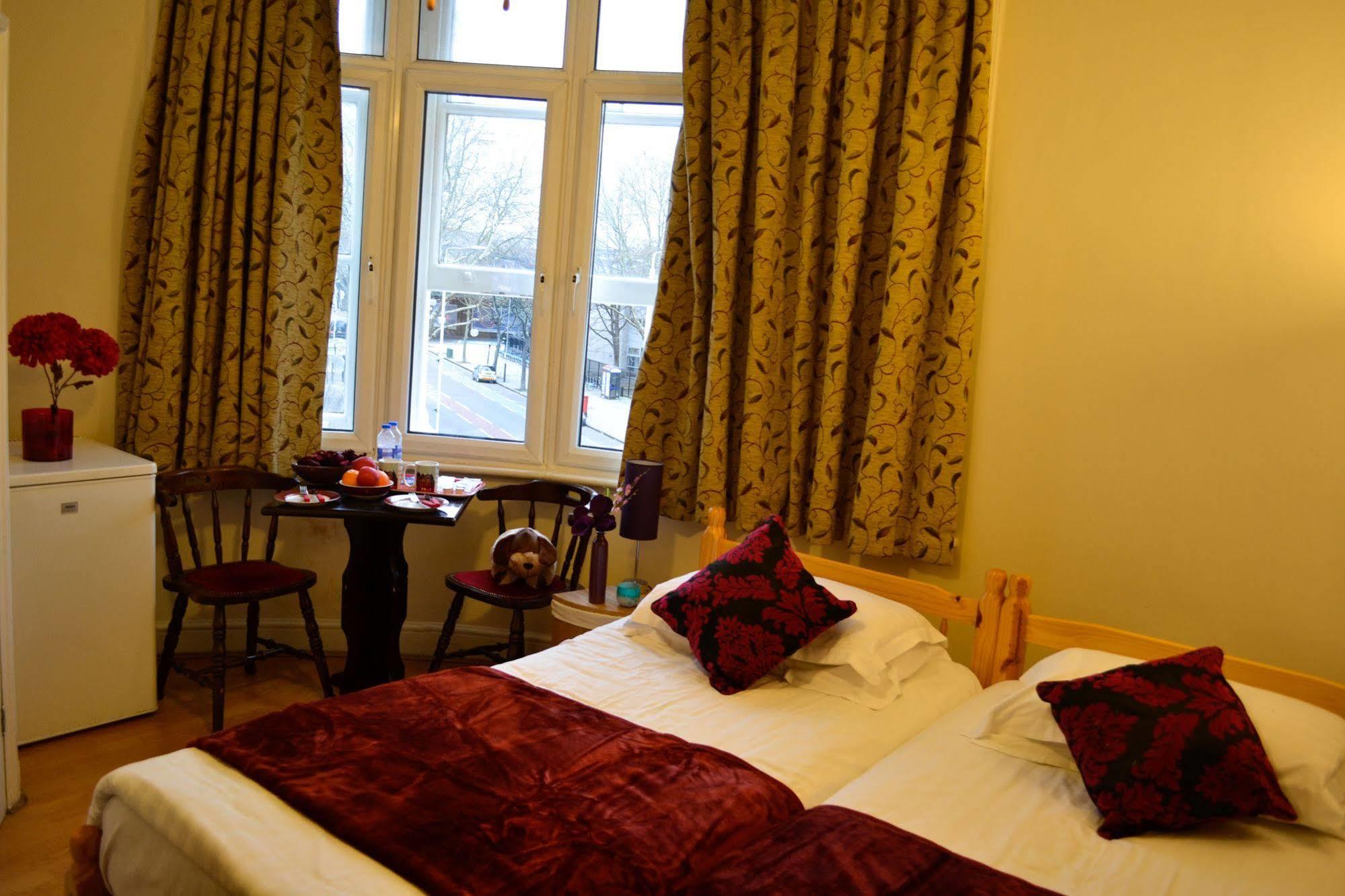 City London Hotel 3* London