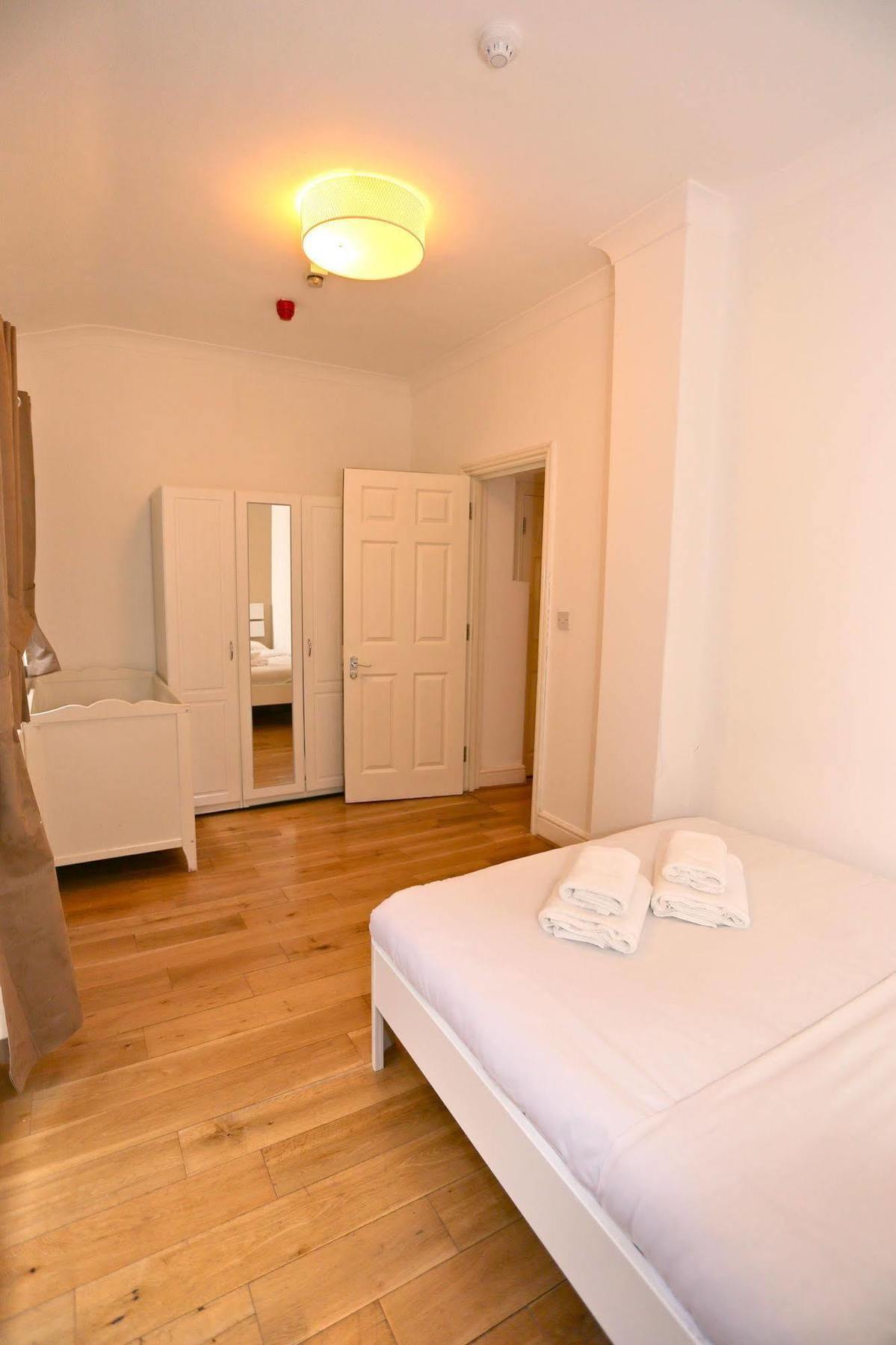 Short Lets In - Angel Apartment