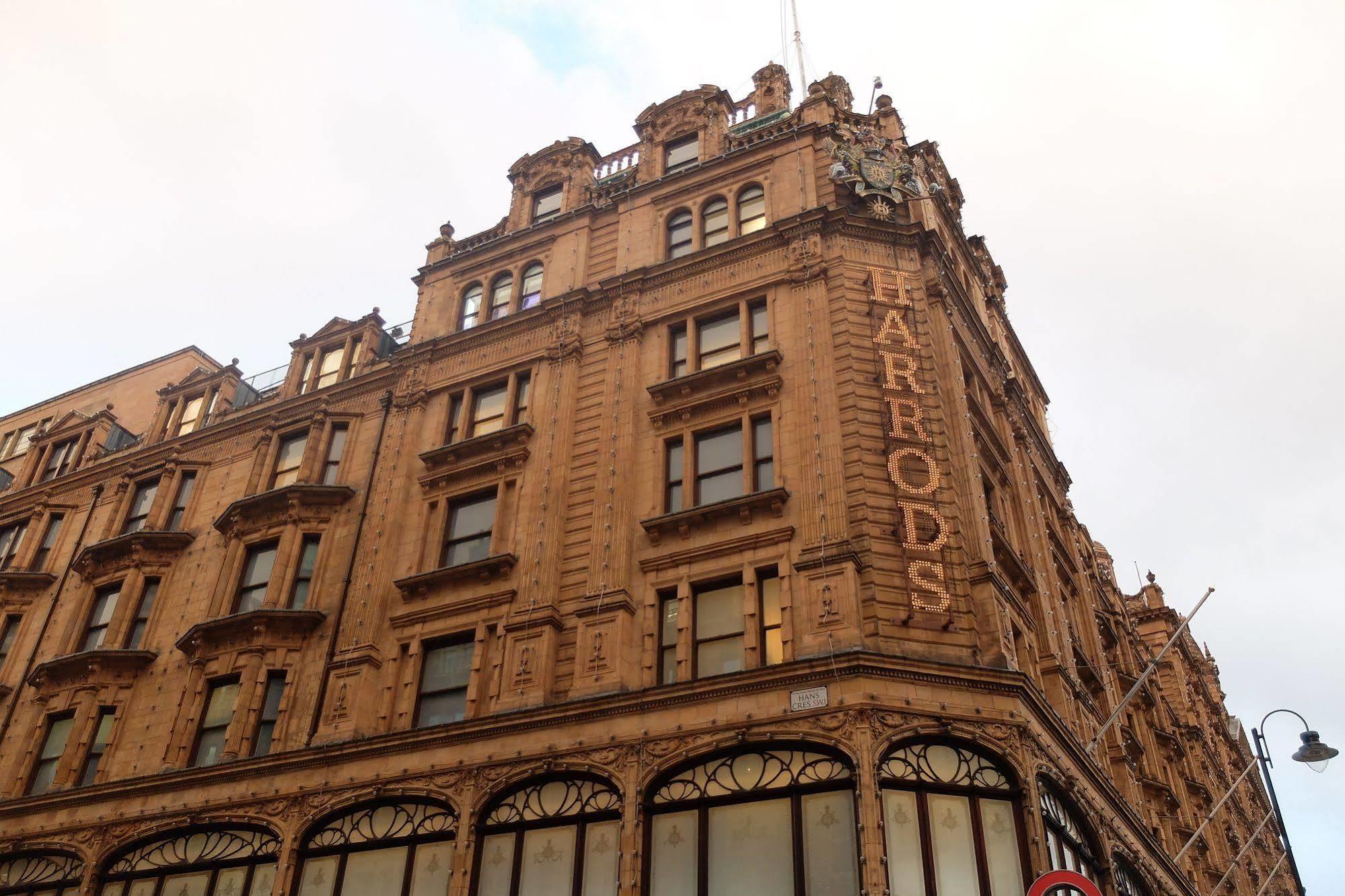 15 Basil Street Knightsbridge, Luxury Serviced 5*