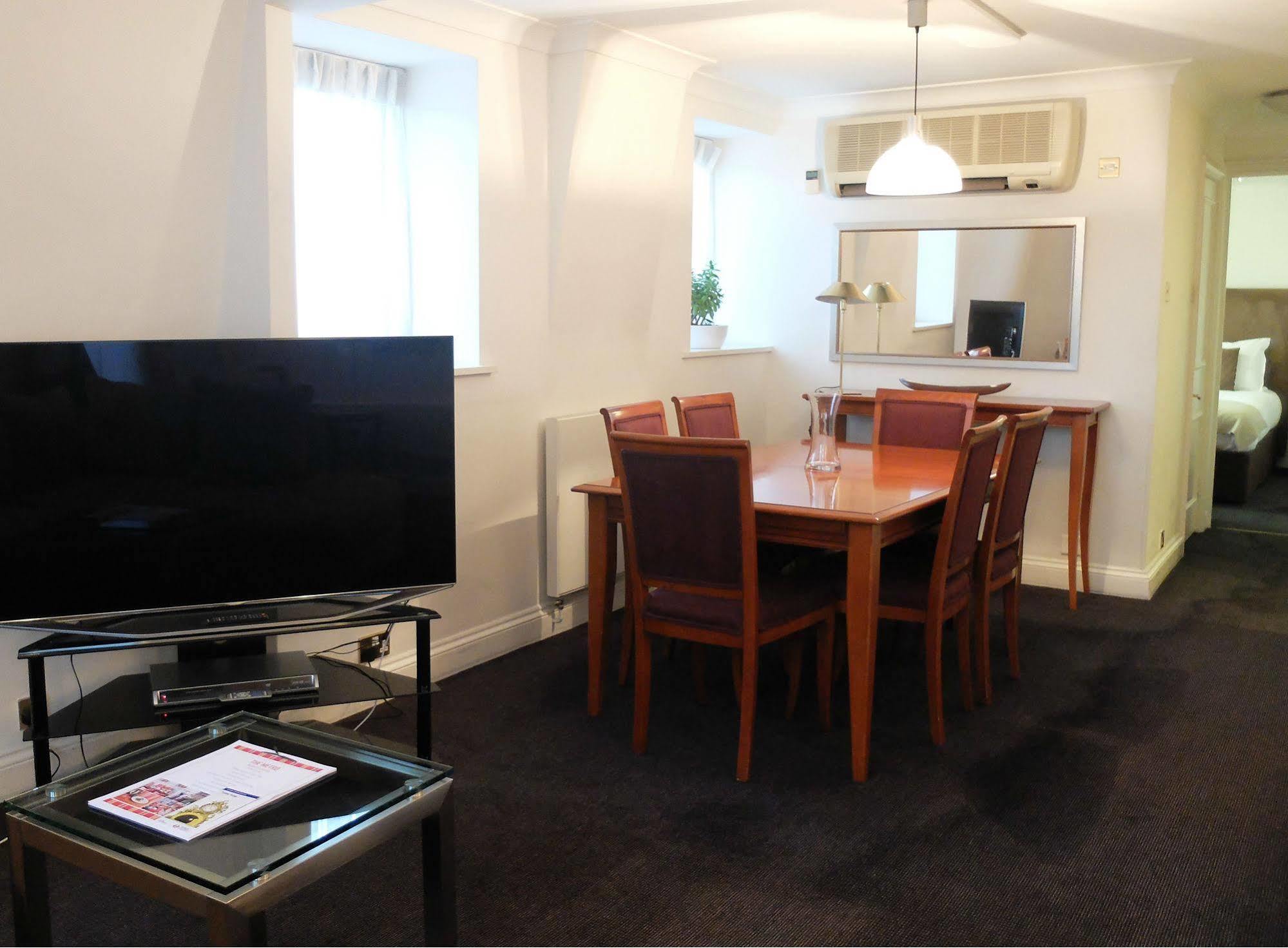 15 Basil Street Knightsbridge, Luxury Serviced 5*