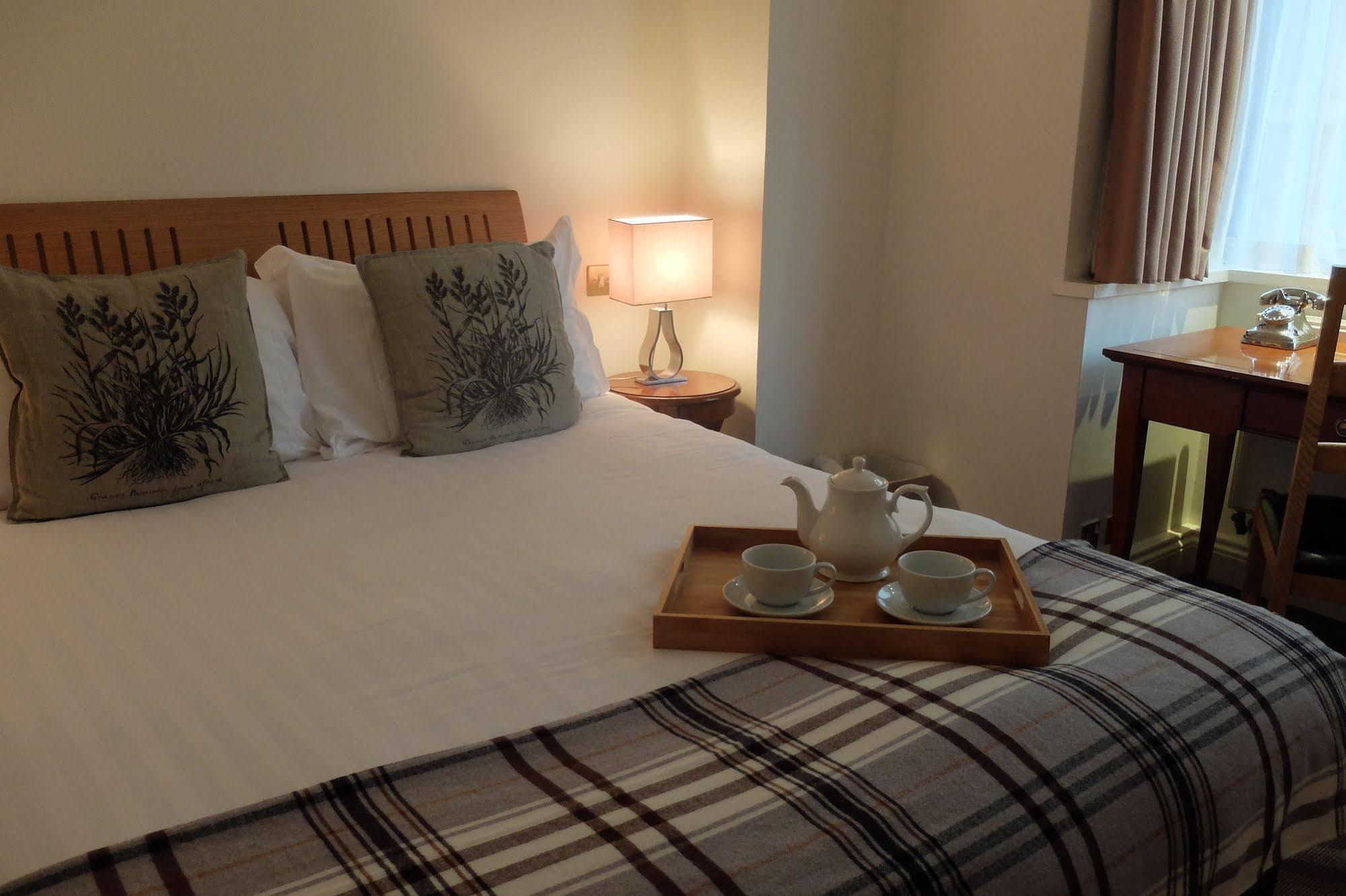 15 Basil Street Knightsbridge, Luxury Serviced Aparthotel London