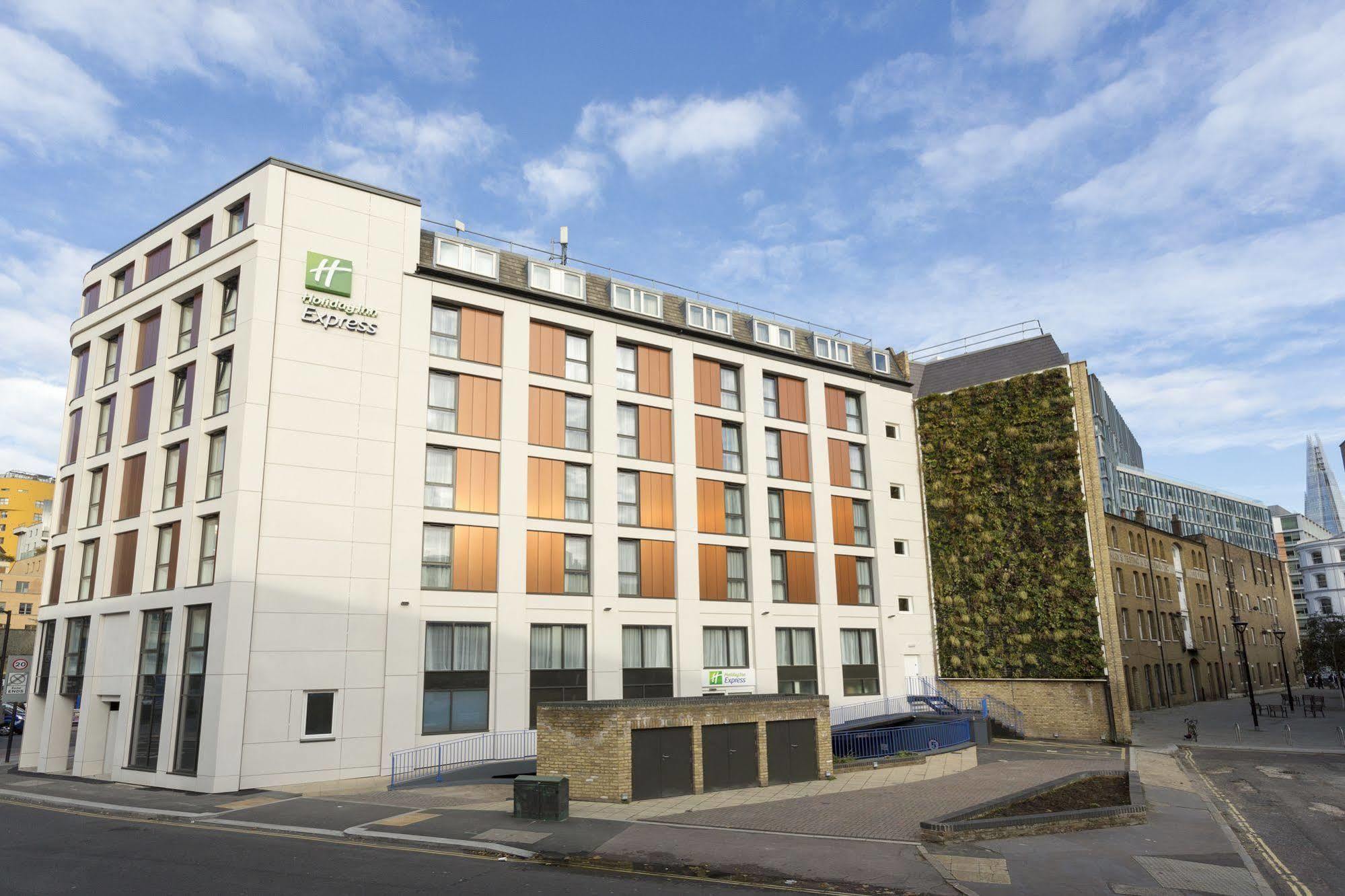 Holiday Express Southwark By Ihg